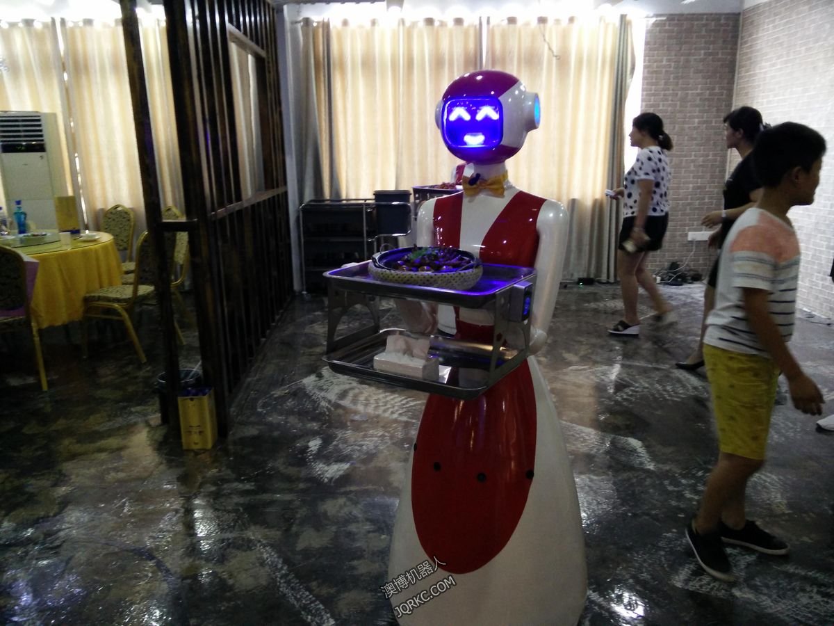 服務(wù)機(jī)器人能解決餐飲行業(yè)用工荒問(wèn)題嗎？